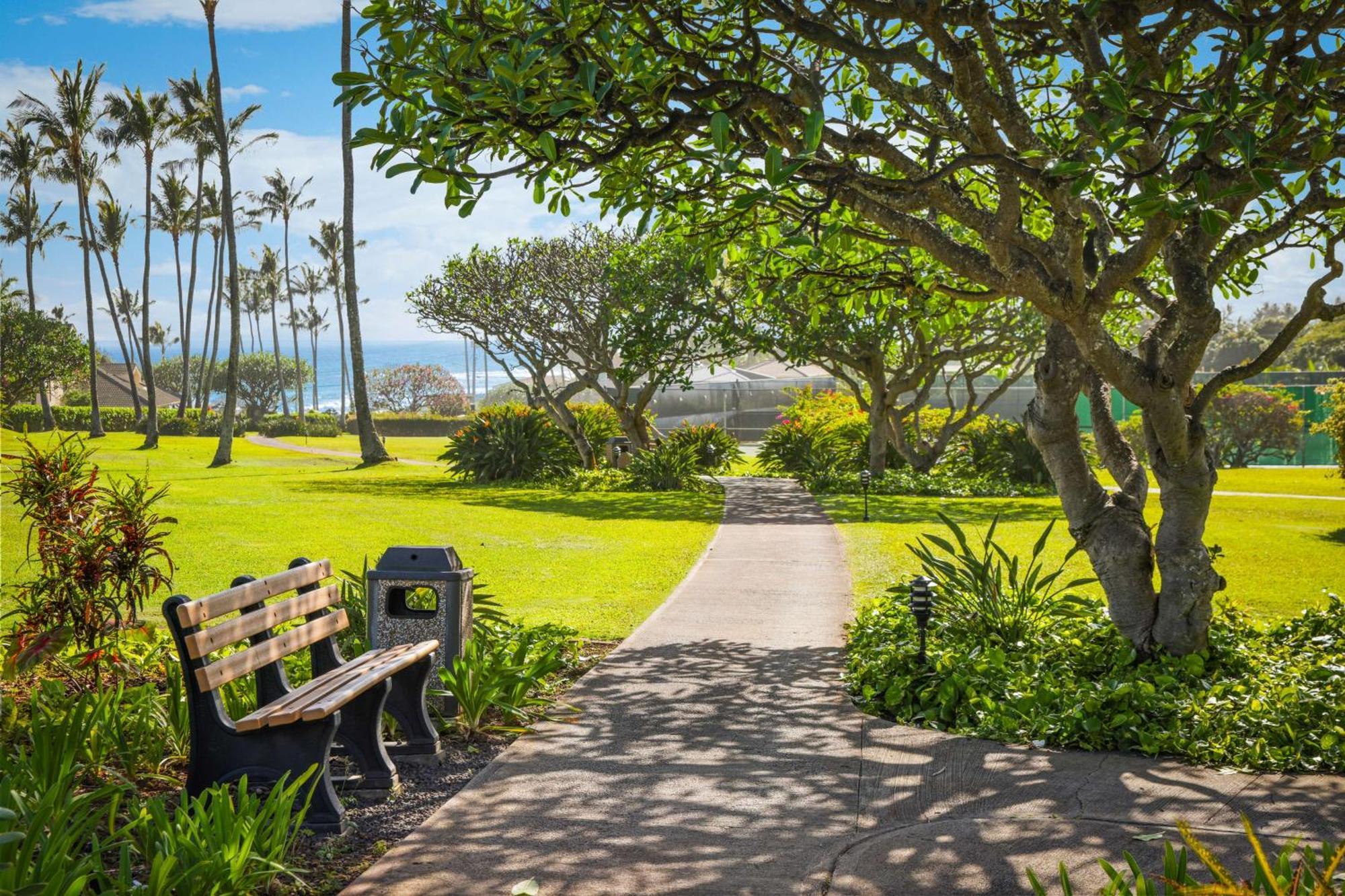 Aston At Poipu Kai Lejlighedshotel Koloa Eksteriør billede